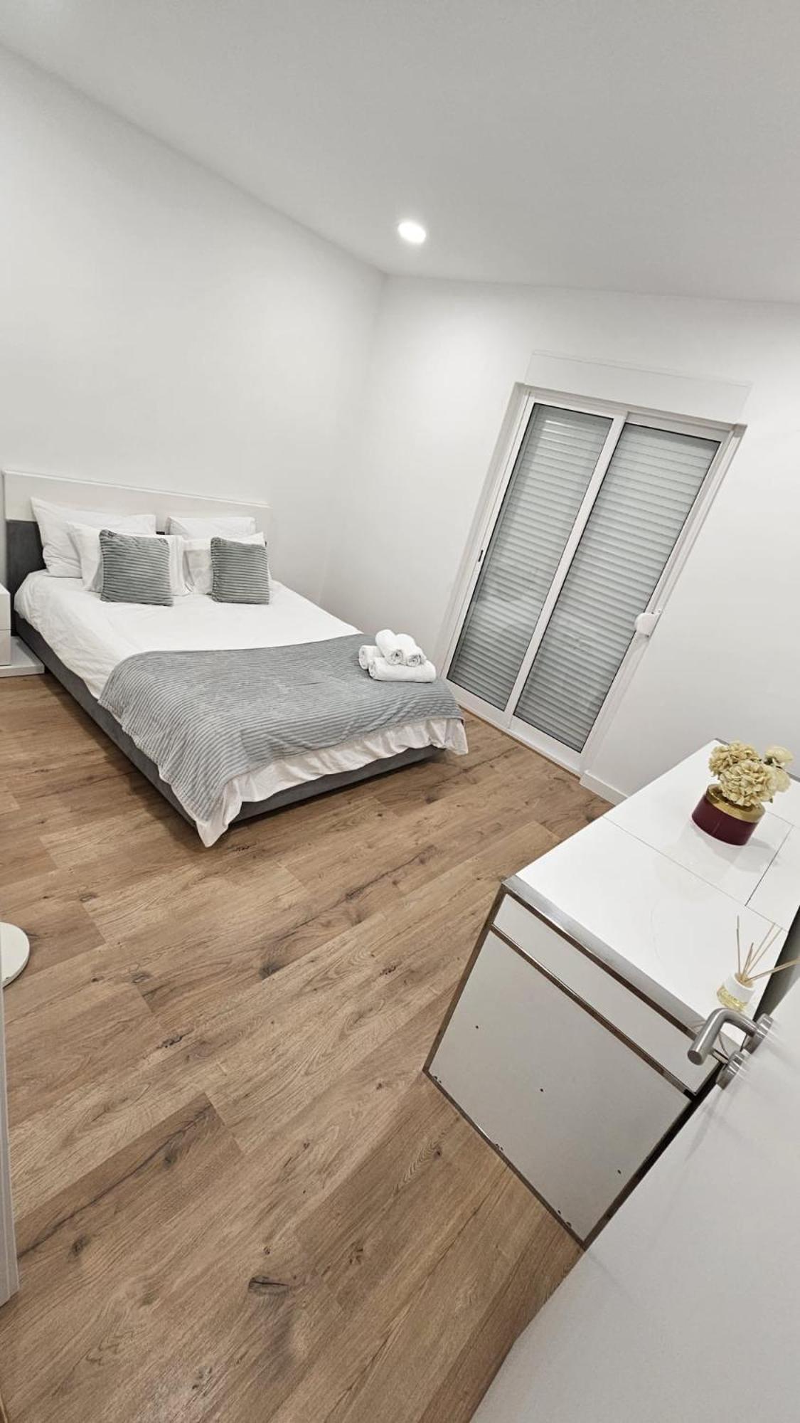 Apartamento T3 Em Lisboa/ 克卢什 外观 照片
