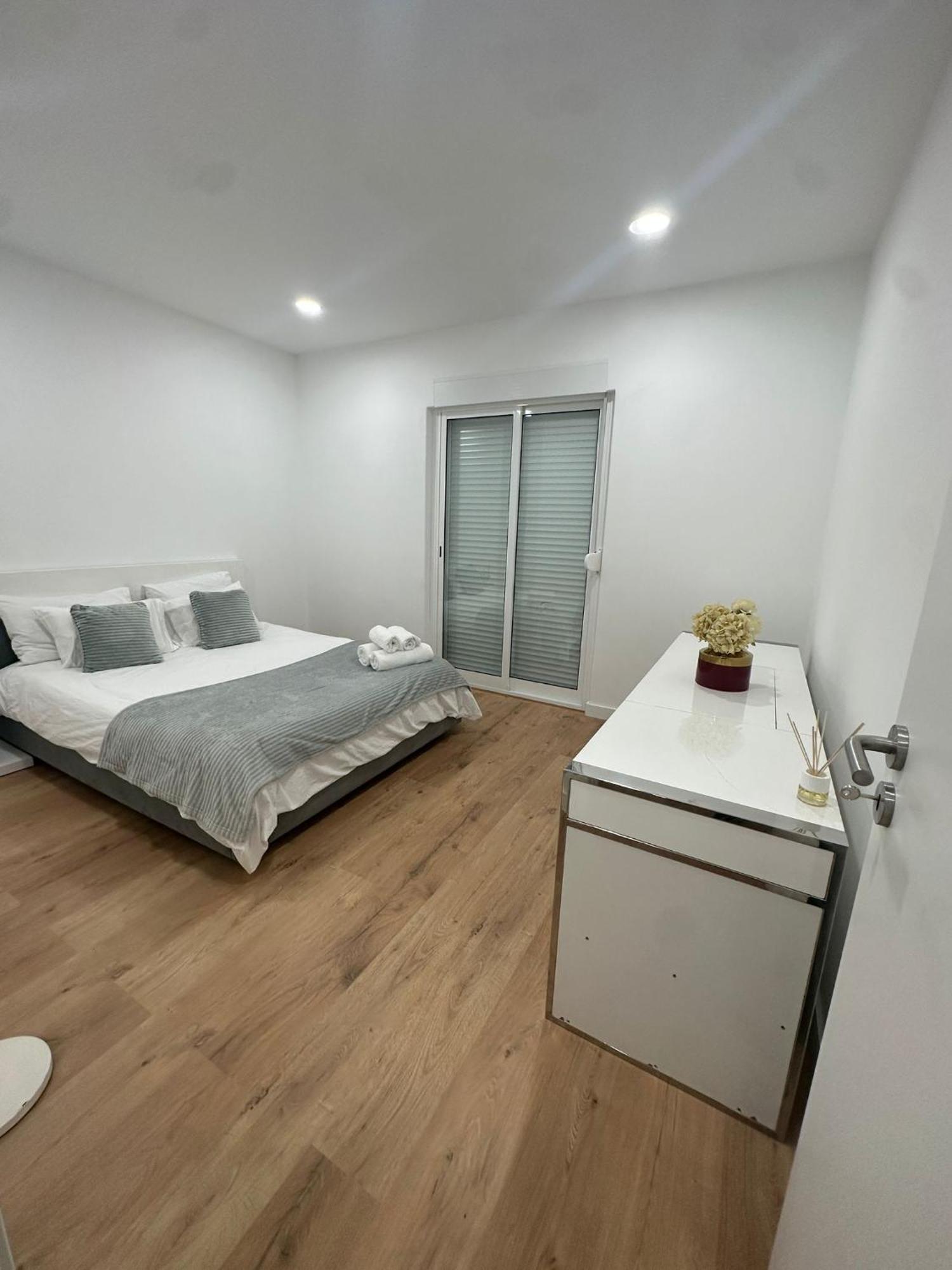 Apartamento T3 Em Lisboa/ 克卢什 外观 照片